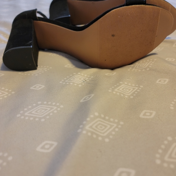 Madden Girl ankle strap heels - Picture 3 of 5